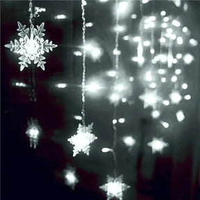 Cortina de Luzes LED Floco de Neve – Magia Natalina em Cada Detalhe