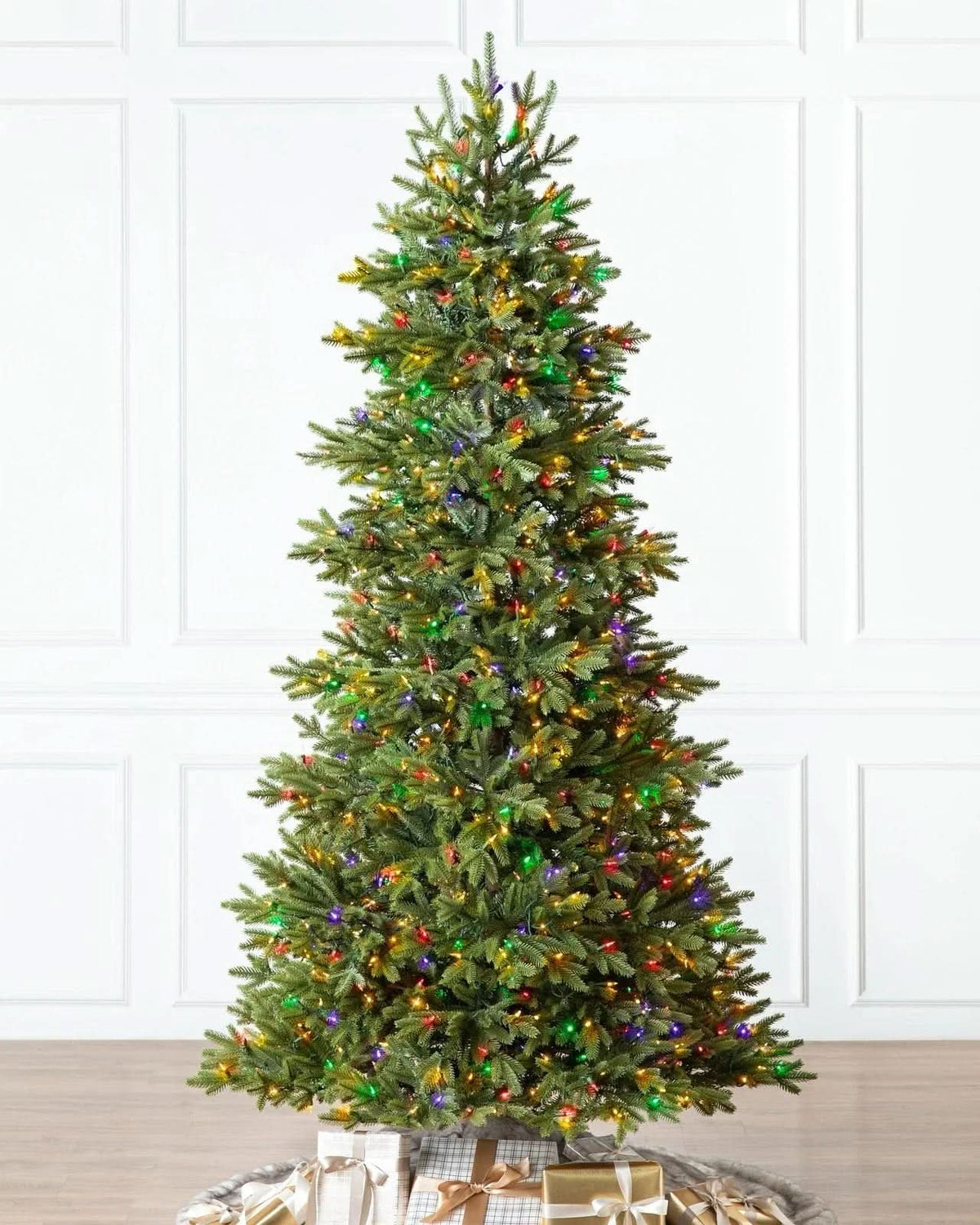 Árvore de Natal Norway Spruce com Galhos Articulados, Suporte Metálico e Micro LEDs Coloridos Embutidos 1