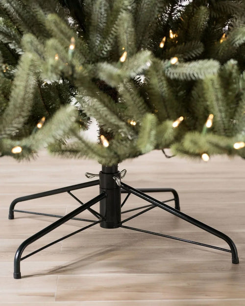 Árvore de Natal Sanibel Spruce com Galhos Articulados, Suporte Metálico e Micro LEDs Embutidos 5