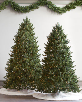 Árvore de Natal Vermont White Spruce com Galhos Articulados, Suporte Metálico e Micro LEDs Embutidos