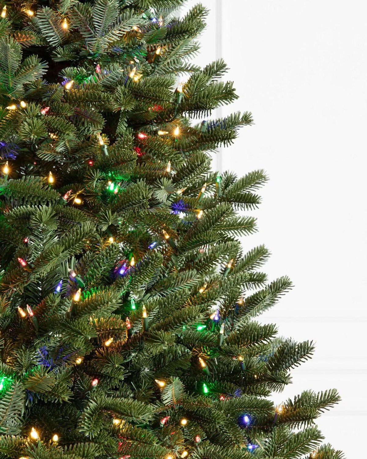 Árvore de Natal Fraser Fir com Galhos Articulados, Suporte Metálico e Micro LEDs Coloridos Embutidos 2